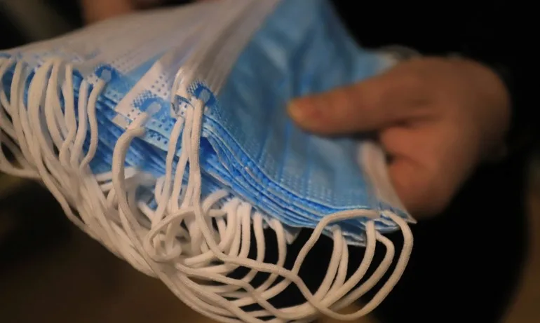 От 1 февруари: Отпадат шлемовете, маските остават задължителни - Tribune.bg