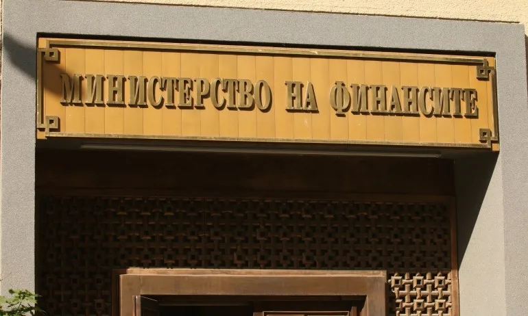 Финансовото министерство очаква по-нисък дефицит за края на декември - Tribune.bg