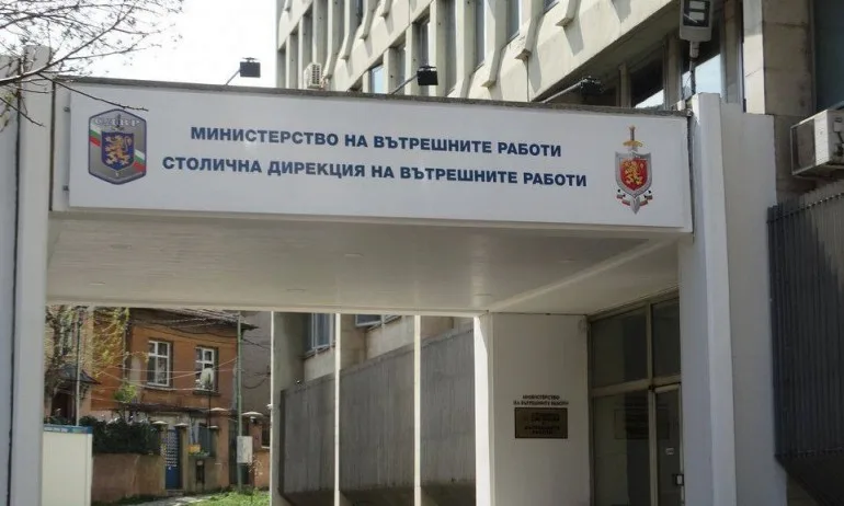 Спазват ли се мерките: Столичната полиция провери 40 заведения - Tribune.bg