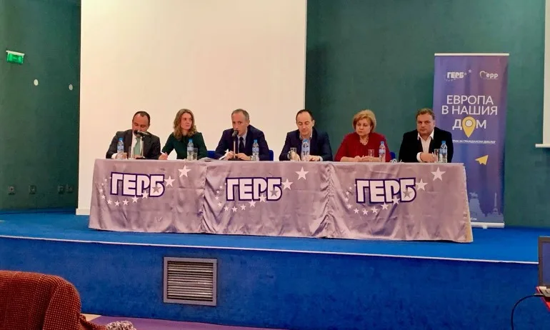 Менда Стоянова: Бюджетът за тази година за образование е почти един милиард - Tribune.bg