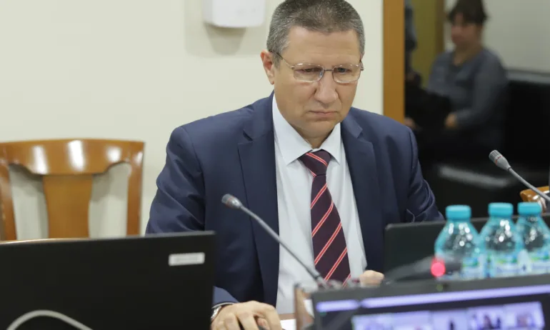 Спешна среща при Сарафов заради локалите - Tribune.bg