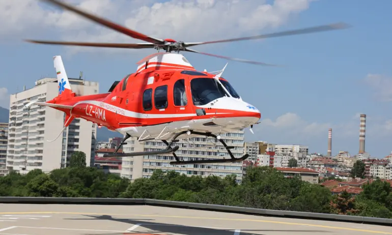 Първи полет: Медицинският хеликоптер транспонтира пациент в тежко състояние от Шумен