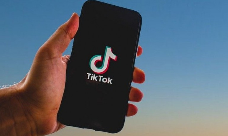 САЩ започва разследване за влиянието на TikTok върху децата - Tribune.bg