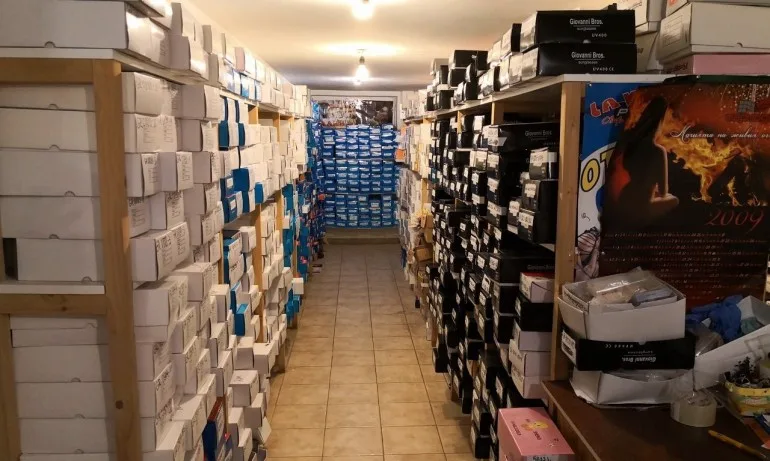 В акция: Конфискувани над 53 000 опасни за зрението слънчеви очила - Tribune.bg