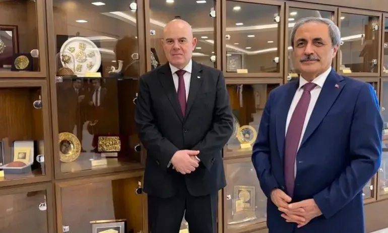 Иван Гешев и турският му колега засилват действията по пресичане на каналите за трафик на мигранти - Tribune.bg