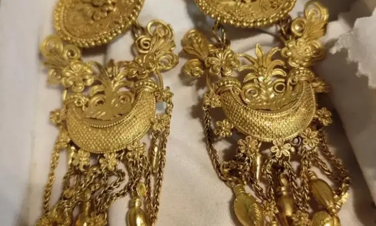 Готови за черния пазар: Иззеха над 500 антични предмета с културна ценност - Tribune.bg