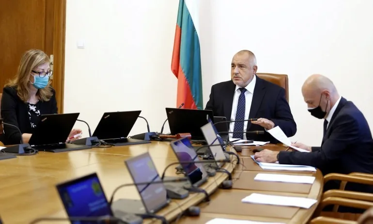 Бойко Борисов: Заведенията ще отворят, ако броят на заболелите не се увеличи много - Tribune.bg