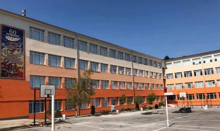 119 СУ в Изгрев започва учебната година с топлоизолация и нова дограма - Tribune.bg