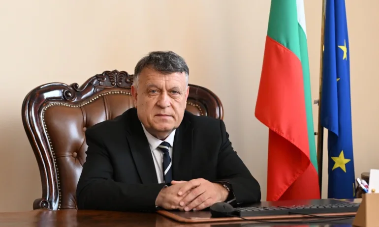 Проф. Георги Вълчев: Образованието не е грижа само на учителя или на институциите. То е обща мисия - Tribune.bg