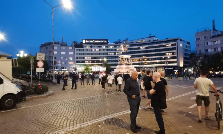 ДБ и ПП опитали да ползват организации, посрещащи украинци, да си съберат хора за манифестацията - Tribune.bg