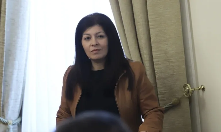 Окончателно: Административният съд определи арестът на Севделина Арнаудова за незаконен - Tribune.bg