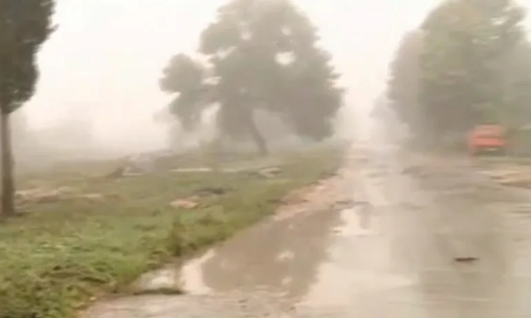 След пороите: 12 къщи са наводнени във варненското село Неофит Рилски - Tribune.bg