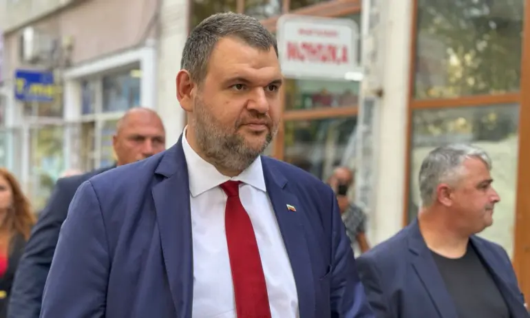 Делян Пеевски е новият председател на парламентарната група на ДПС - Tribune.bg