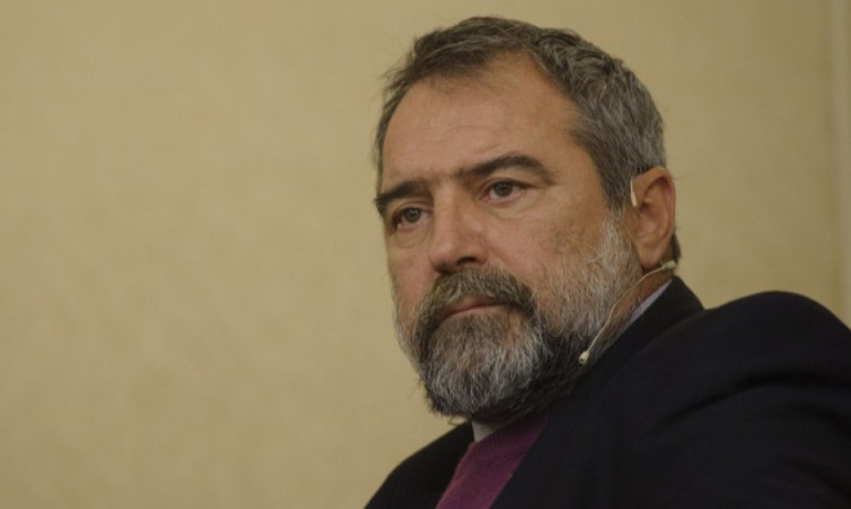 Васил Гарнизов: Нинова няма да напусне коалицията, докато Радев ѝ диша във врата, а Янев загрява - Tribune.bg