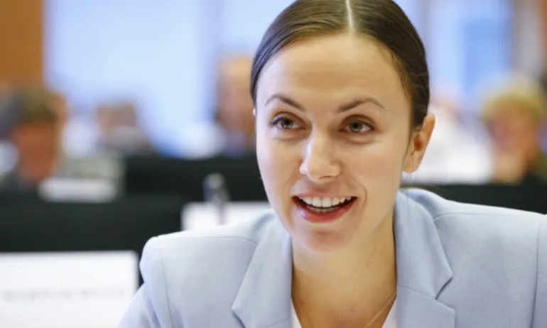 Майдел: За 8 месеца днес имах 8-ма среща с предсетавители на Фейсбук - Tribune.bg