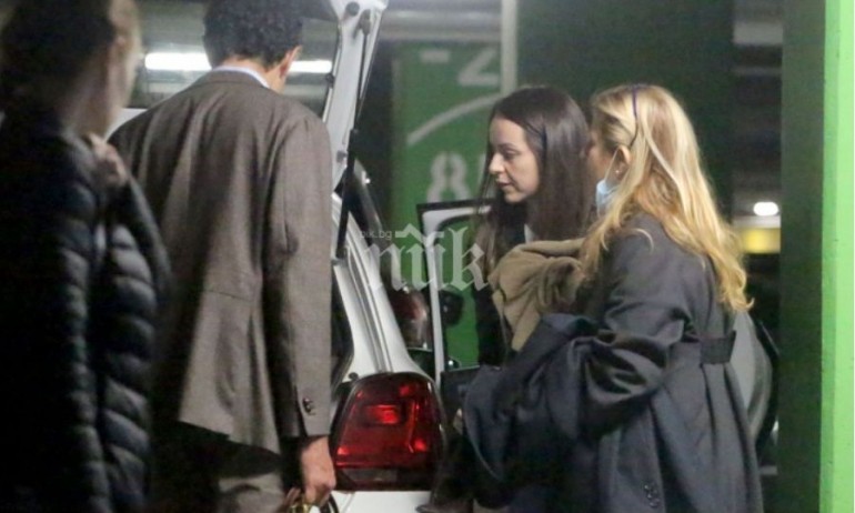 Ново семейно назначение в правителството на Петков, Лорер уреди приятелка при Асен Василев (СНИМКИ) - Tribune.bg