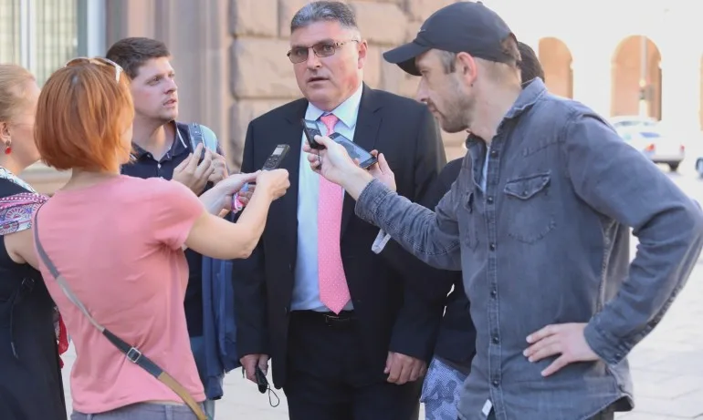 Панайотов: Разчетена е черната кутия на падналия МиГ-29, данните се покриват със заключенията на Военна полиция - Tribune.bg