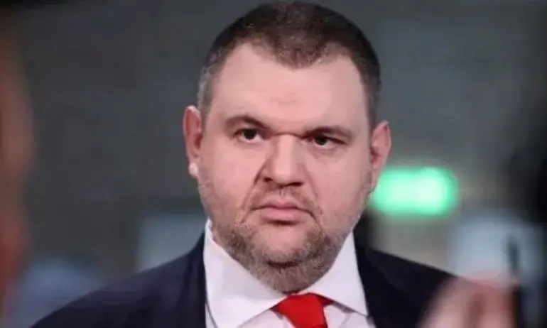 Пеевски сезира прокуратурата, ДАНС и МВР за мрежа от 400 проруски роботизирани сайтове ботове - Tribune.bg