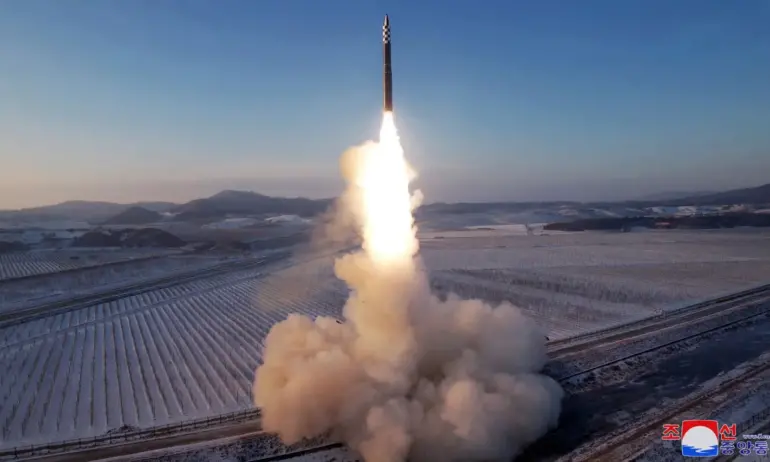Северна Корея е изстреляла междуконтинентална балистична ракета - Tribune.bg