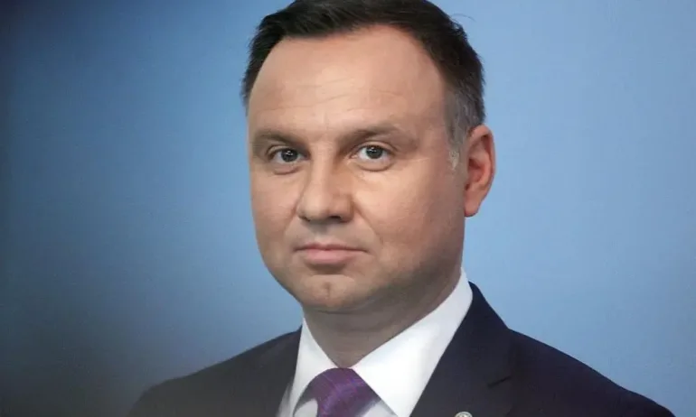 Анджей Дуда призова САЩ да разположат ядрени бойни глави в Полша - Tribune.bg