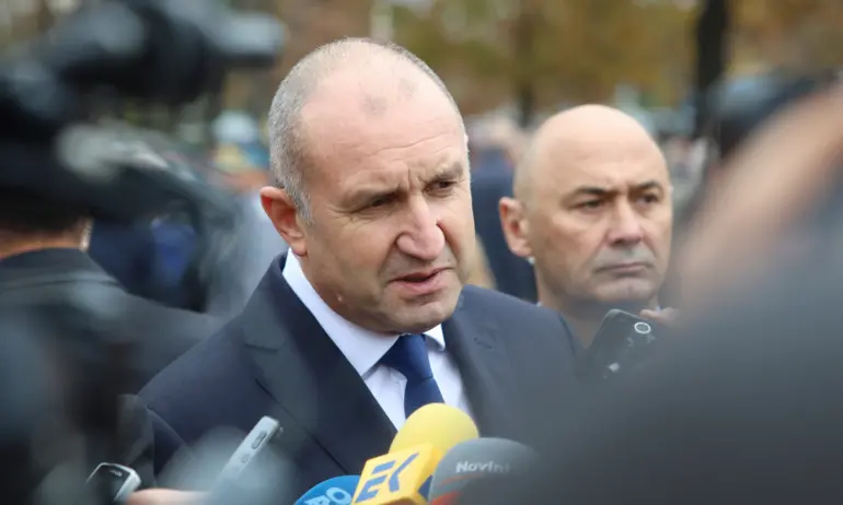 Радев в Екс: Твърди сме срещу ксенофобията и омразата - Tribune.bg