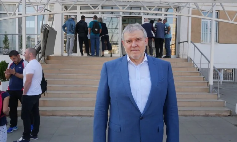 Румен Христов: Мая Манолова е тъмночервена - Tribune.bg