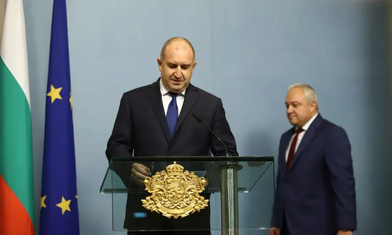 Господин Радев, самохвалството ли е лъжата за нулева миграция на Вашия министър? - Tribune.bg