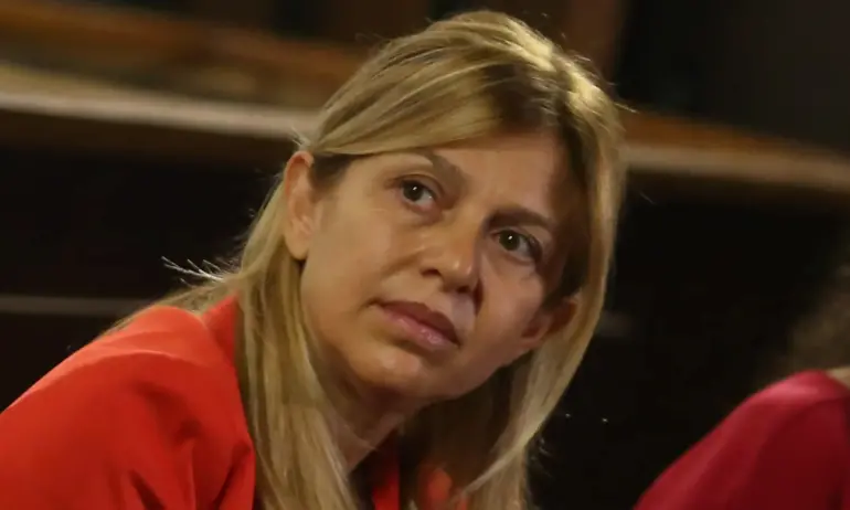 След острата реакция: Жената на Лорер сама се отказала да влиза в борда на ЕИБ - Tribune.bg