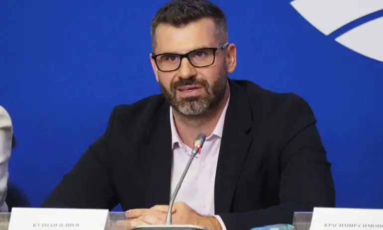 В България пада плоският данък“, заяви пред БНР икономистът Кузман