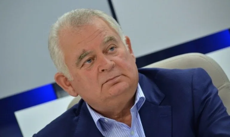 10 години затвор за ген. Кирчо Киров - Tribune.bg