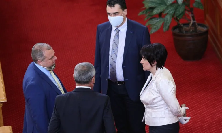 Поради липса на кворум: изслушването на премиера в парламента не се състоя - Tribune.bg