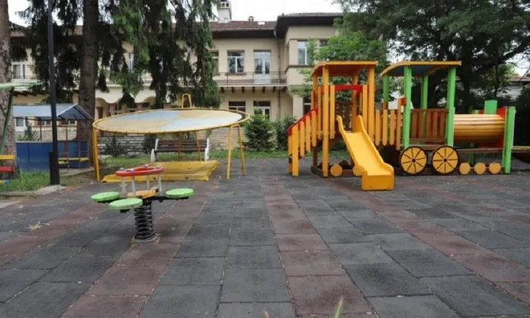 Допълнителни близо 1900 места за ясли, градини и подготвителни групи в училищата в София - Tribune.bg