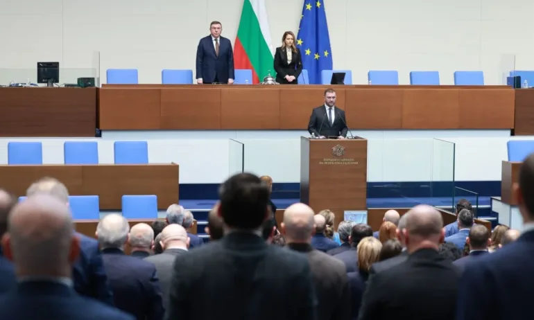 Депутатът, постъпил в НС на мястото на Адемов в НС, напусна групата на АПС - Tribune.bg