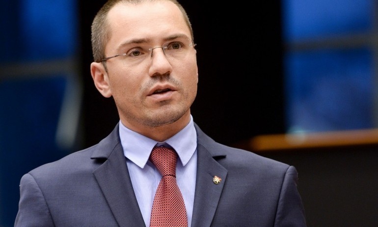 Делегацията на ВМРО в ЕП иска среща с посланика на