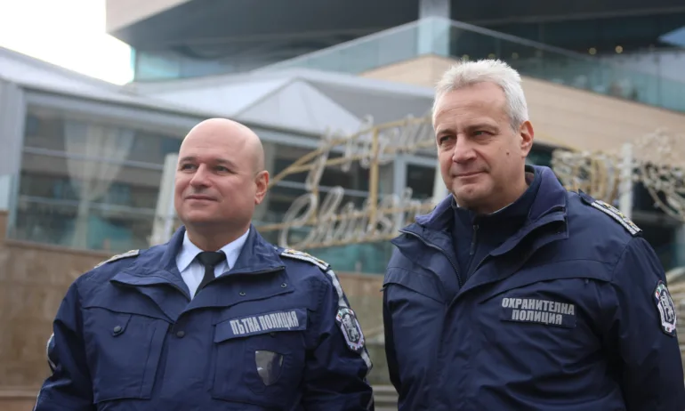 За празниците: Полицията засилва охраната в района на моловете - Tribune.bg