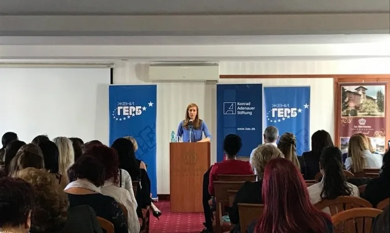 Ангелкова: Намаляваме административната тежест, въвеждаме лицева идентификация - Tribune.bg