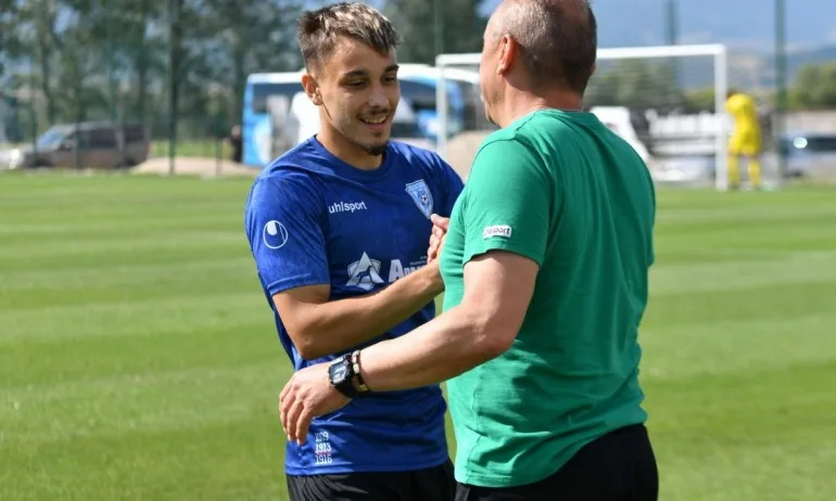 Кипърски тим предложи 300 хиляди евро за Илиан Илиев - Tribune.bg