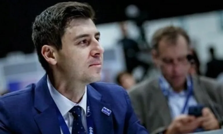 Евродепутат: ЕНП да подкрепи правителството на Борисов, което е обект на политически атаки - Tribune.bg