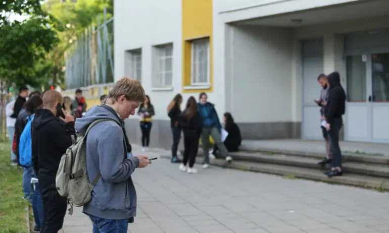 Над 117 000 седмокласници и десетокласници ще се явят на национално външно оценяване - Tribune.bg