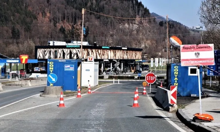 Австрия свали контрола на границата със Словакия - Tribune.bg