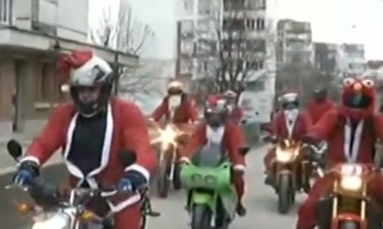 Мотористи за поредна година даряват подаръци на деца в неравностойно положение - Tribune.bg