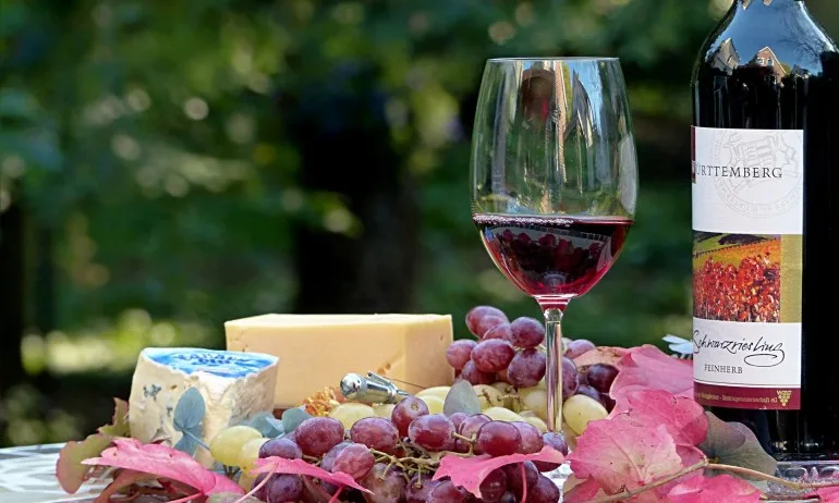 Вино и кашкавал не са добра комбинация - Tribune.bg