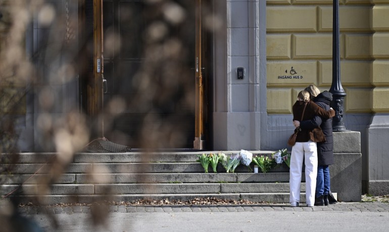 Учителки са жертвите на атаката в средно училище в Малмьо - Tribune.bg