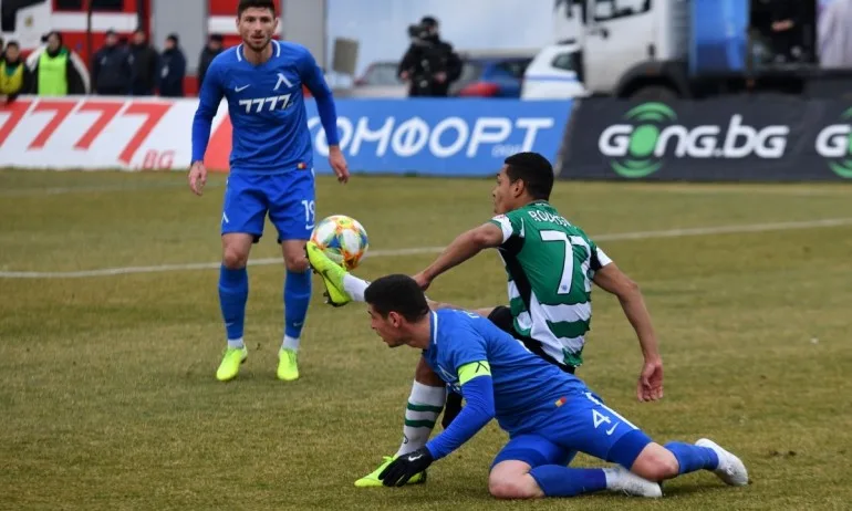 Черно море и Левски направиха инфарктно реми на Тича - Tribune.bg