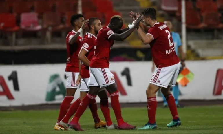 Червените ще се върнат от Швейцария чак в петък - Tribune.bg