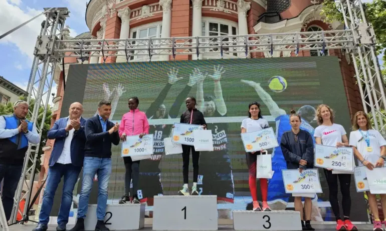 Кралев след награждаването на победителите в Маратона Варна: Нормалността в спорта се върна и бяганията отново имат държавна подкрепа