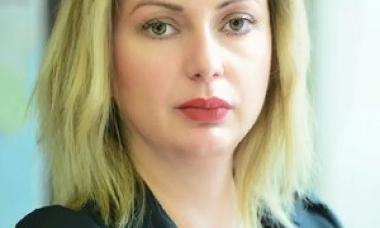 Шефката на Агенцията по вписванията подаде оставка - Tribune.bg