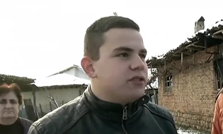 Герой! 15-годишен спаси възрастно семейство от пожар - Tribune.bg