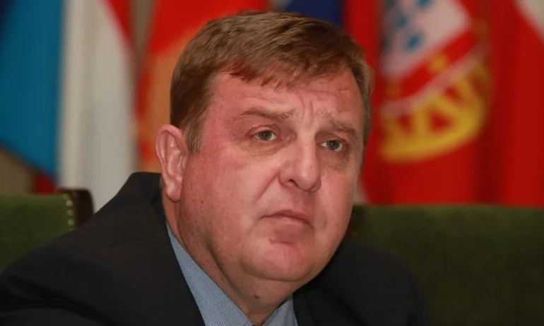 Каракачанов: През 2020 г. трябва да завършим прегледа на отбраната - Tribune.bg
