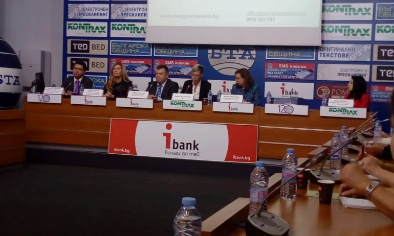 Нова платформа осигурява трудова заетост на хората над 55 години - Tribune.bg